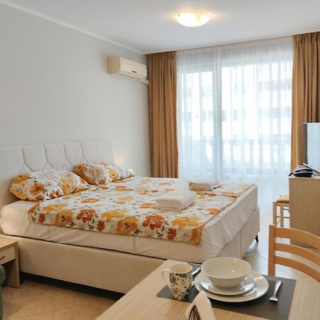 Royal Sun Holiday Apartments Pantai Sunny Luaran gambar