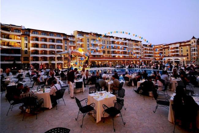Royal Sun Holiday Apartments Pantai Sunny Luaran gambar
