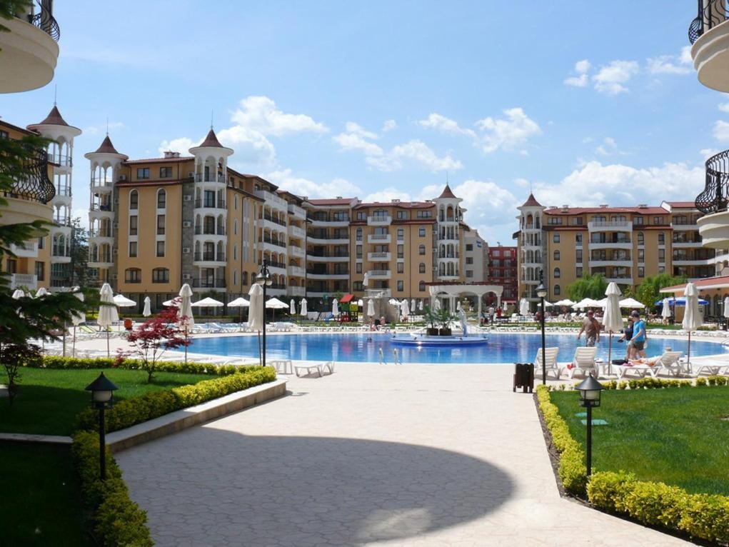 Royal Sun Holiday Apartments Pantai Sunny Luaran gambar