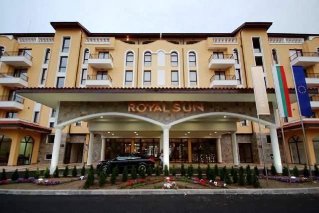 Royal Sun Holiday Apartments Pantai Sunny Luaran gambar