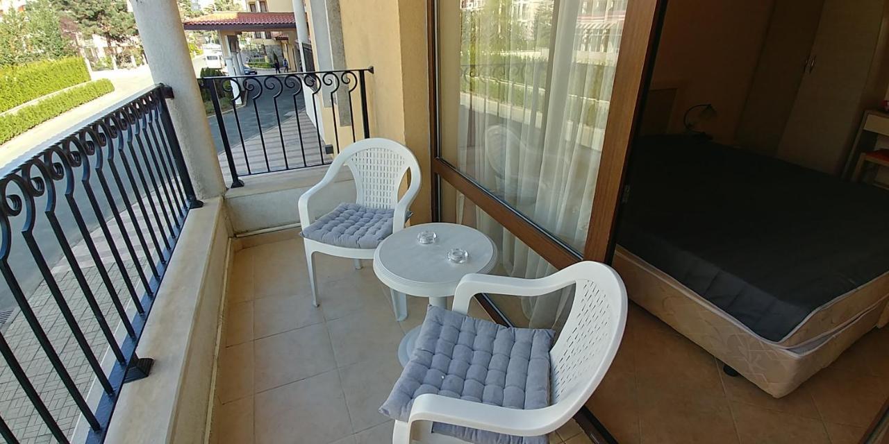 Royal Sun Holiday Apartments Pantai Sunny Luaran gambar