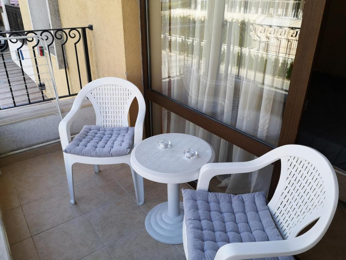 Royal Sun Holiday Apartments Pantai Sunny Luaran gambar