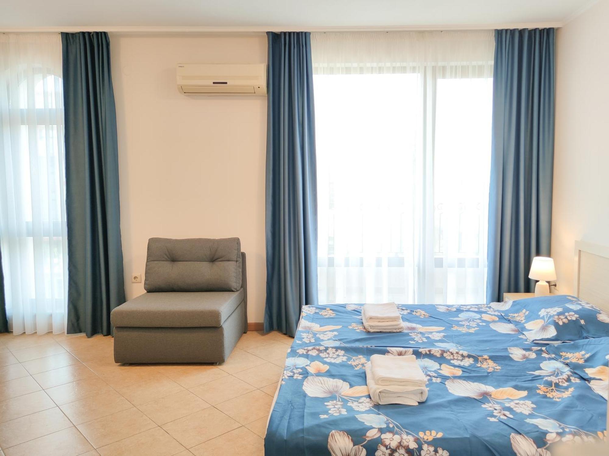 Royal Sun Holiday Apartments Pantai Sunny Luaran gambar