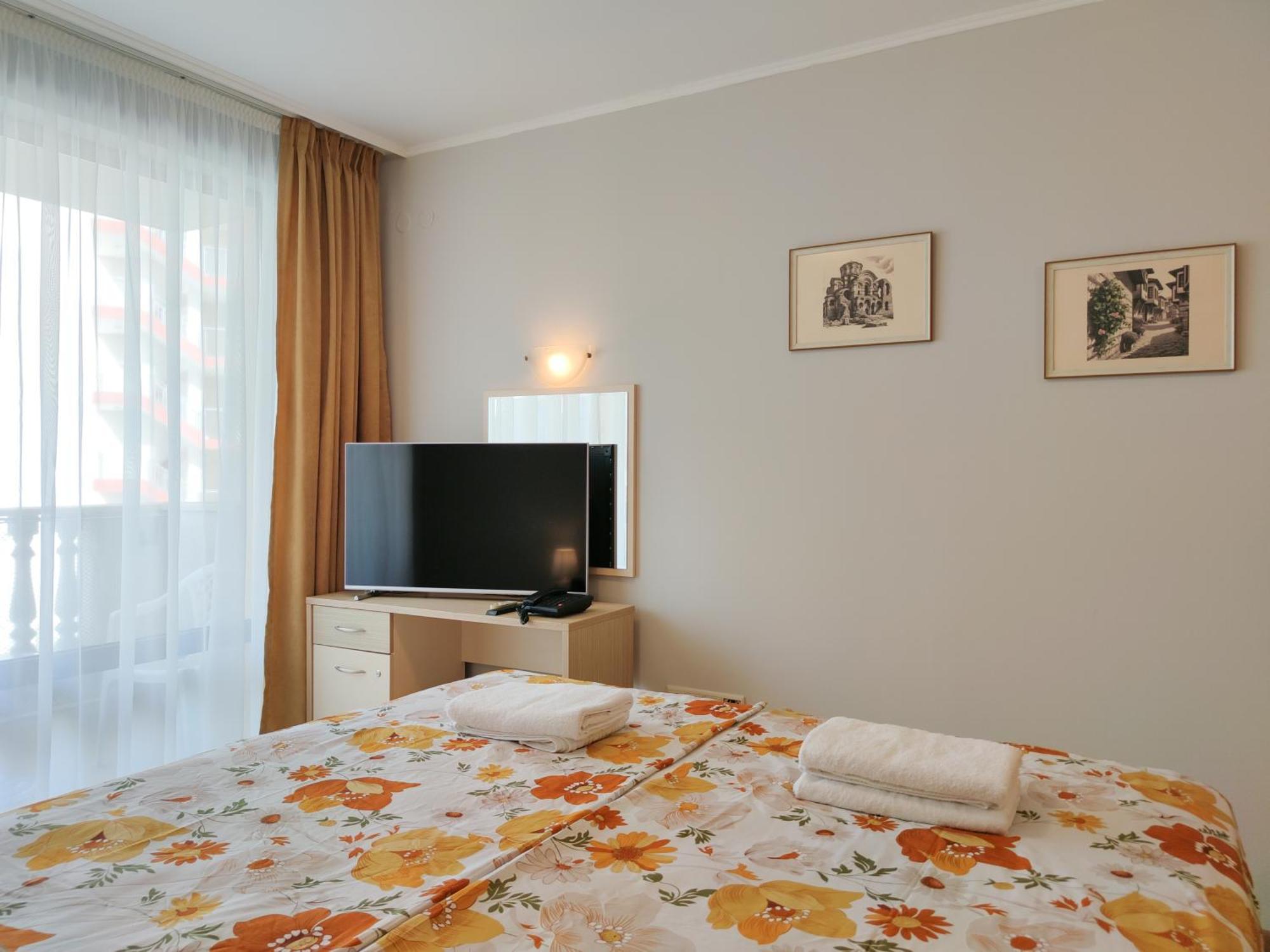Royal Sun Holiday Apartments Pantai Sunny Luaran gambar