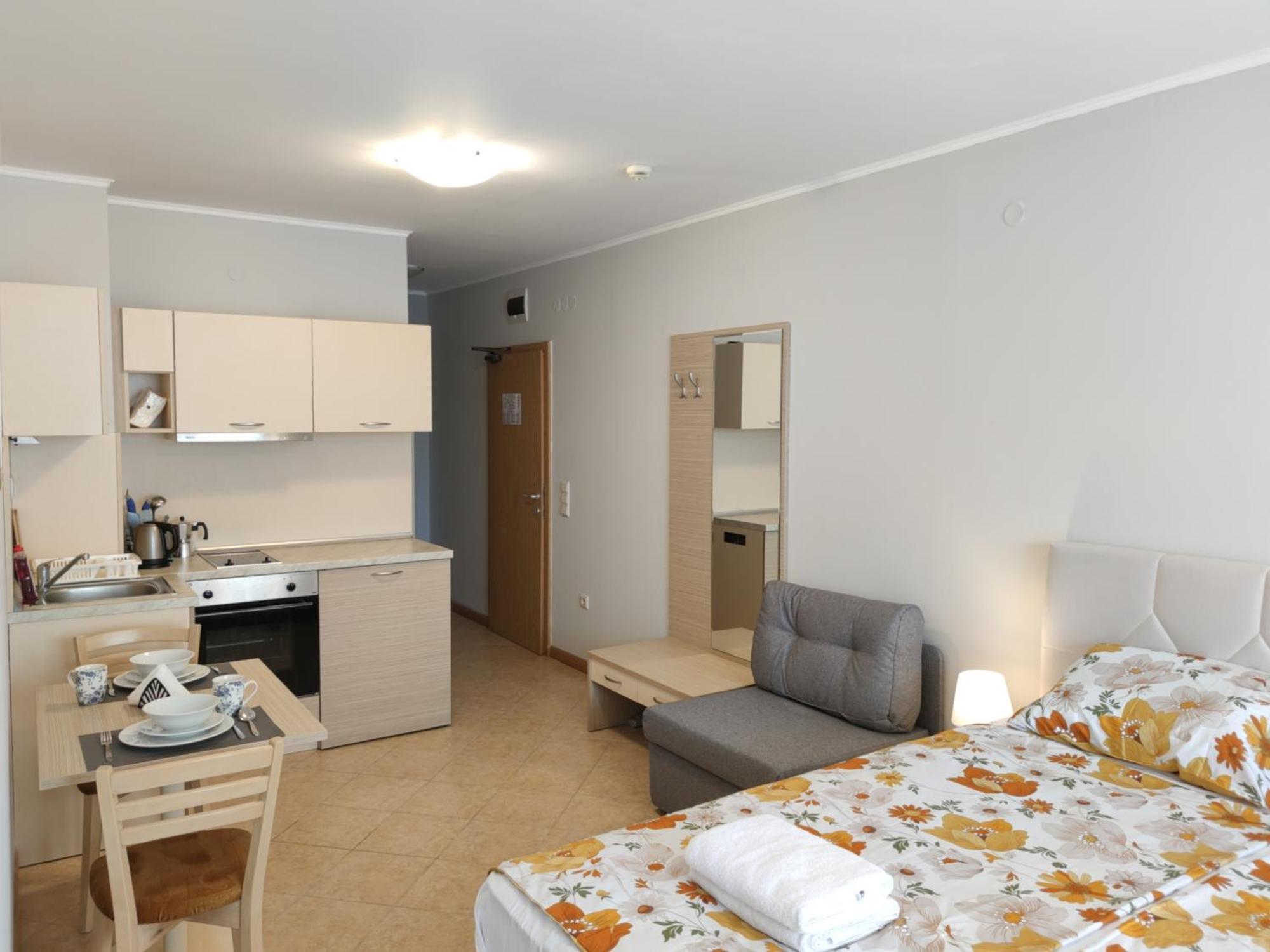 Royal Sun Holiday Apartments Pantai Sunny Luaran gambar